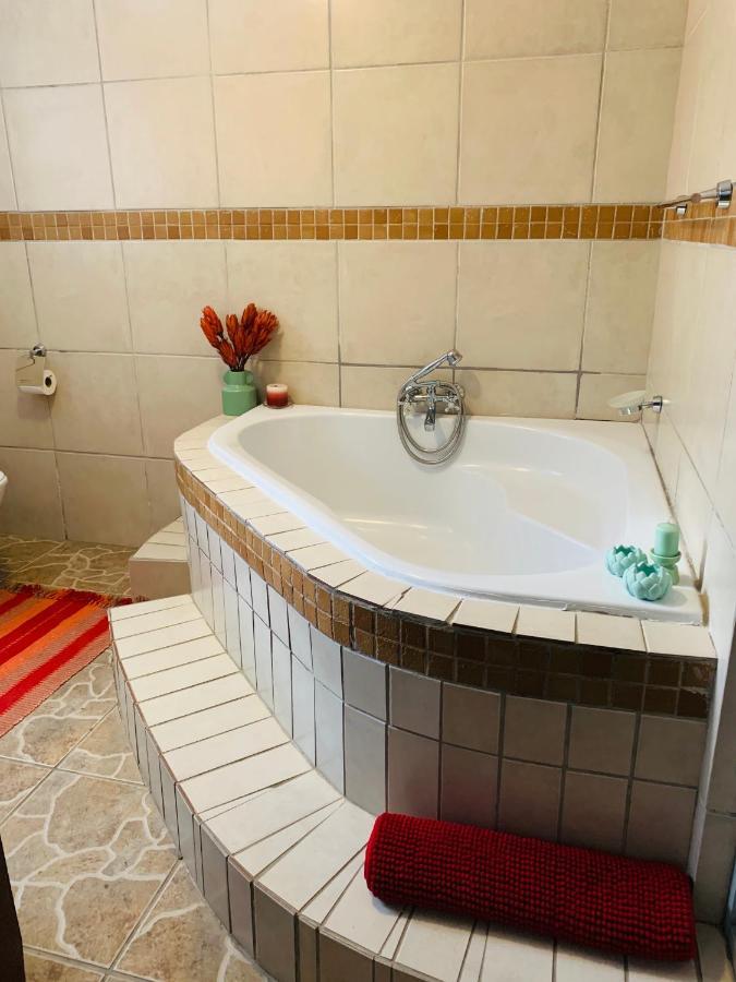 Bokamoso Views Bed & Breakfast Rustenburg Ngoại thất bức ảnh